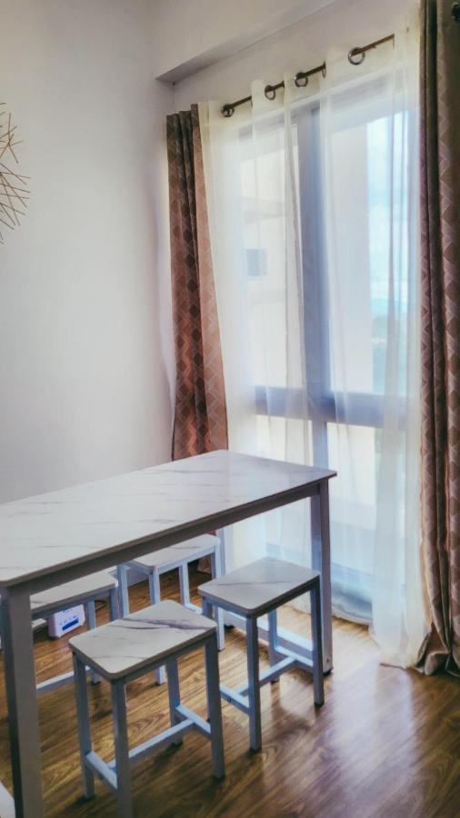 Staycation In Alabang By Angela * Manila