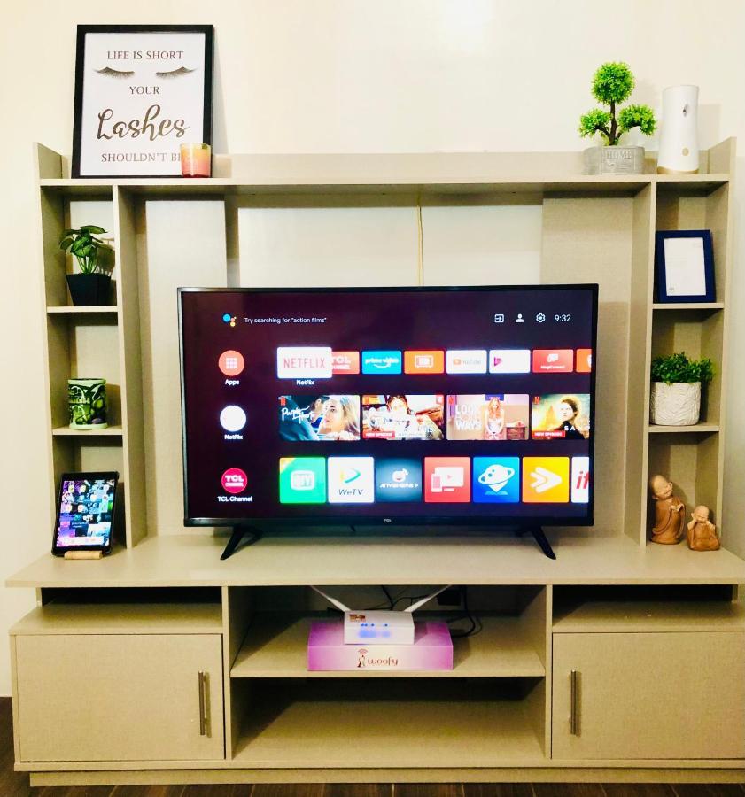 Air 1br With Balcony Free Netflix And Apartment