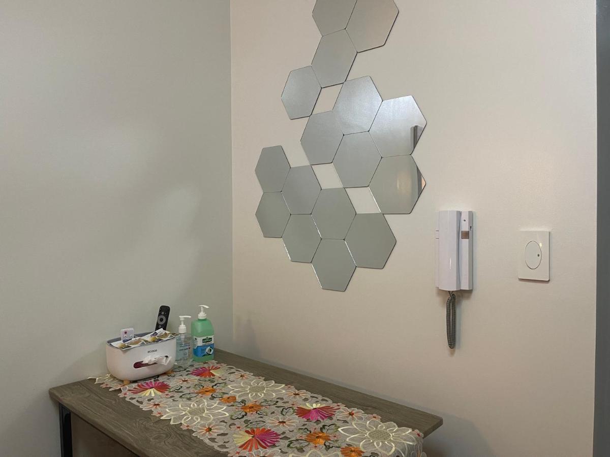 Netflix All Day In Lovely 1br With Balcony Air Residences Apartment *