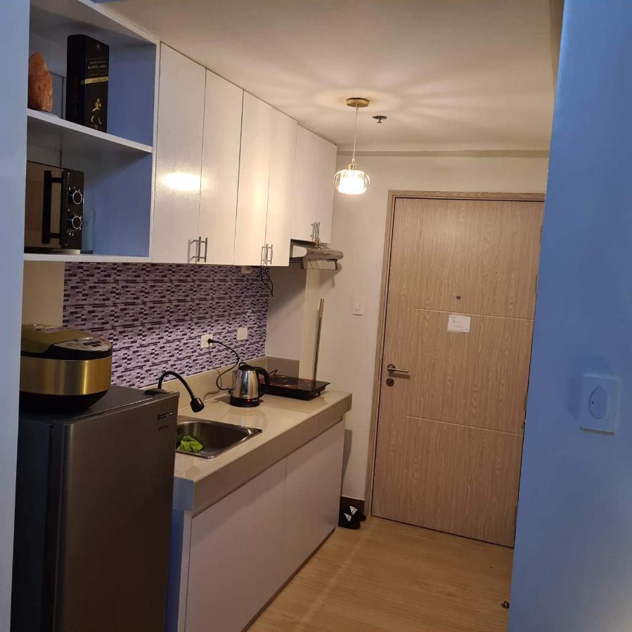 Fully Furnished Condominium-apartment Unit For 5-6 Guests Manila