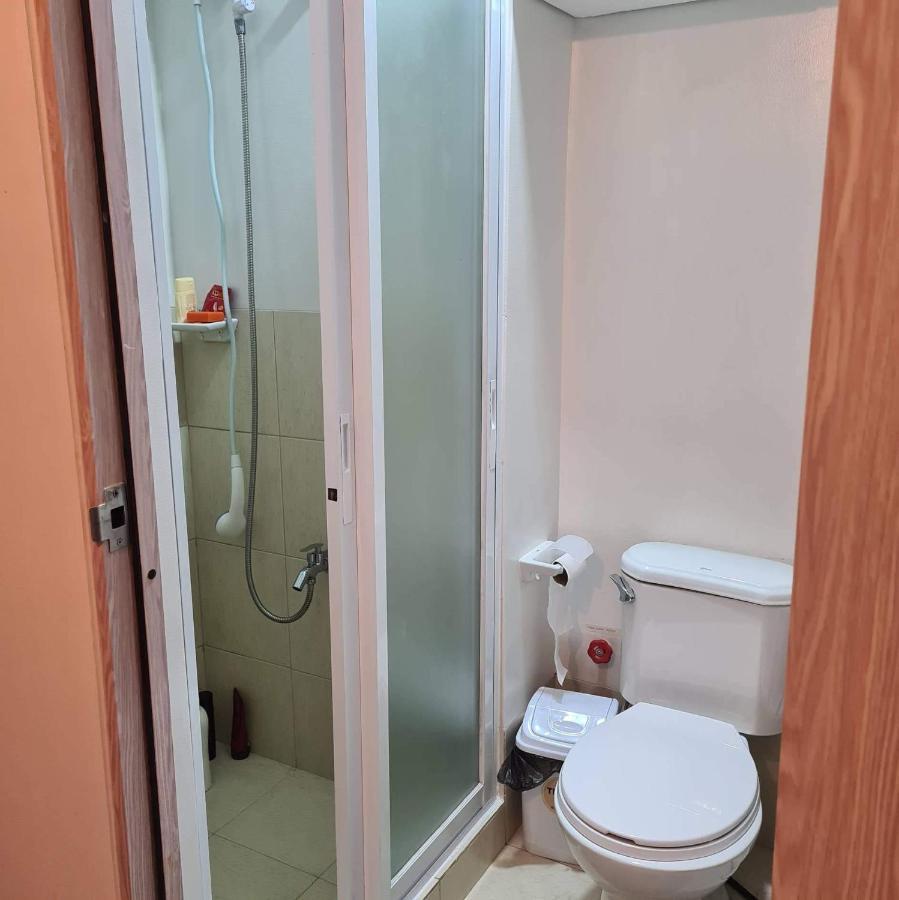 Fully Furnished Condominium-apartment Unit For 5-6 Guests * Manila