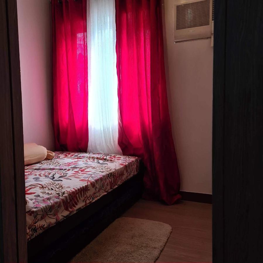 Fully Furnished Condominium-apartment Unit For 5-6 Guests Apartment