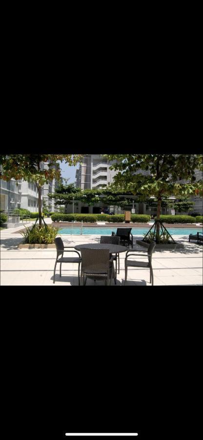 Apartment Fully Furnished Condominium-apartment Unit For 5-6 Guests *