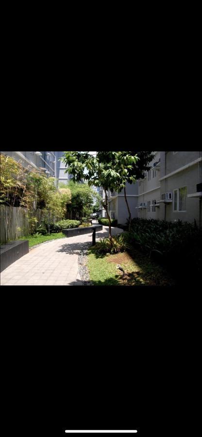 Fully Furnished Condominium-apartment Unit For 5-6 Guests