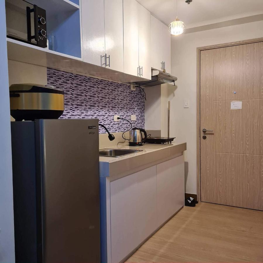 Fully Furnished Condominium-apartment Unit For 5-6 Guests * Manila
