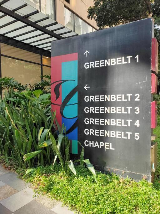 Great View 1 Bedroom In Makati Near Trident Tower