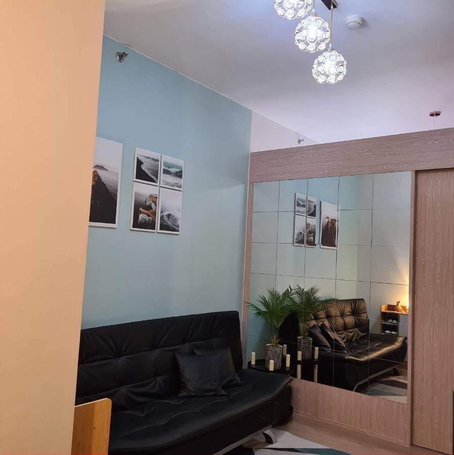 Apartment Fully Furnished Condominium-apartment Unit For 5-6 Guests Manila