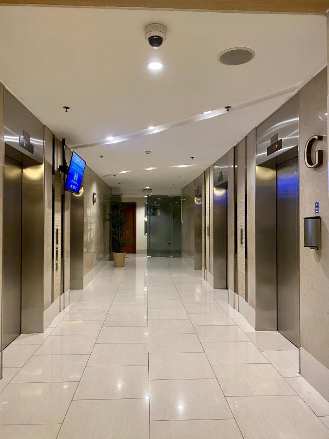 Aparthotel Shell Residences Tower C - Moa