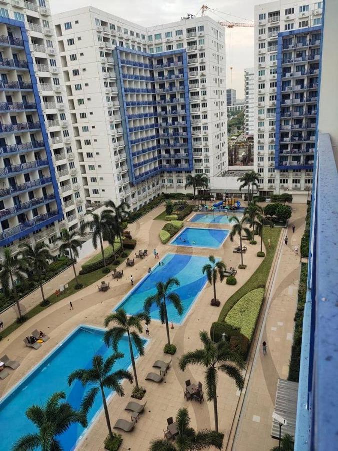 Moa's Spot At Sea Residences * Manila