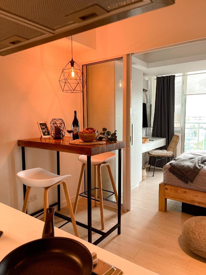 Downtown Nook - Azure Urban Residences