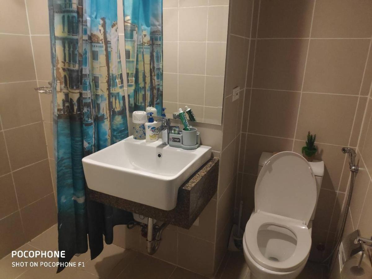 For Rent At Manhattan Araneta Center Cubao Aparthotel Manila