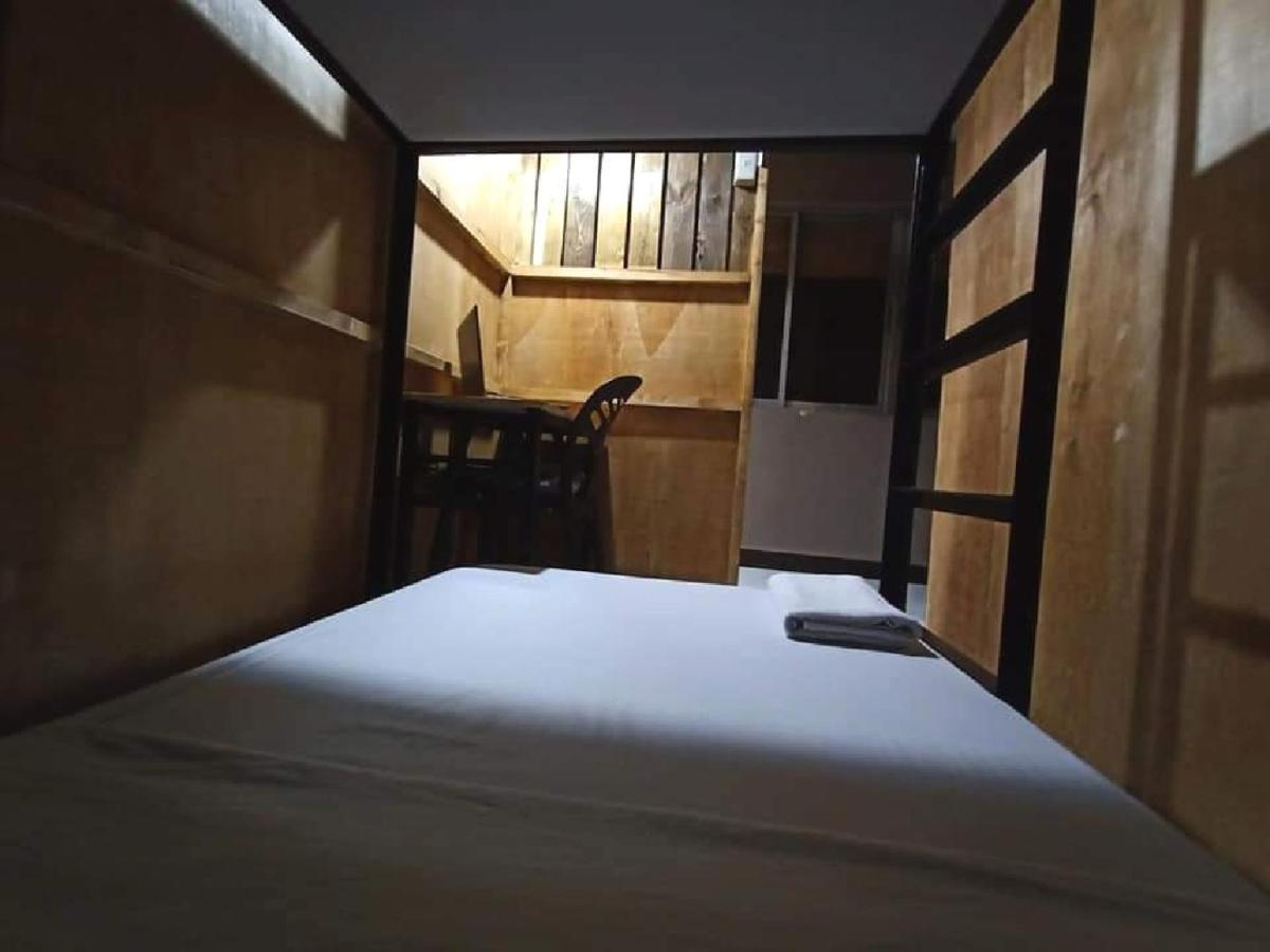 Manila Nomads Hostel Hostel