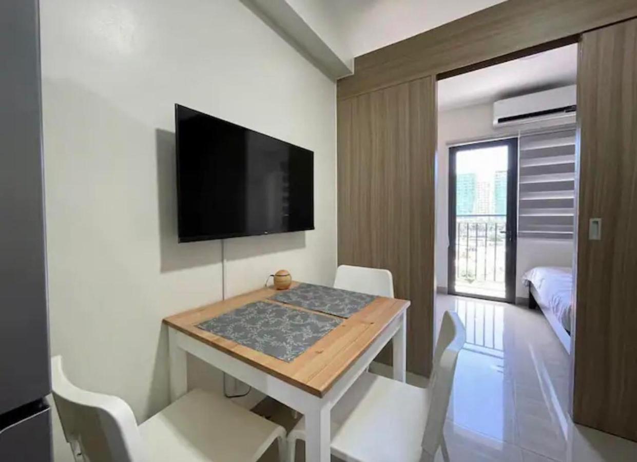 Aparthotel Condotel Shore Residences - Comfy Suites Fully Furnished 1br *