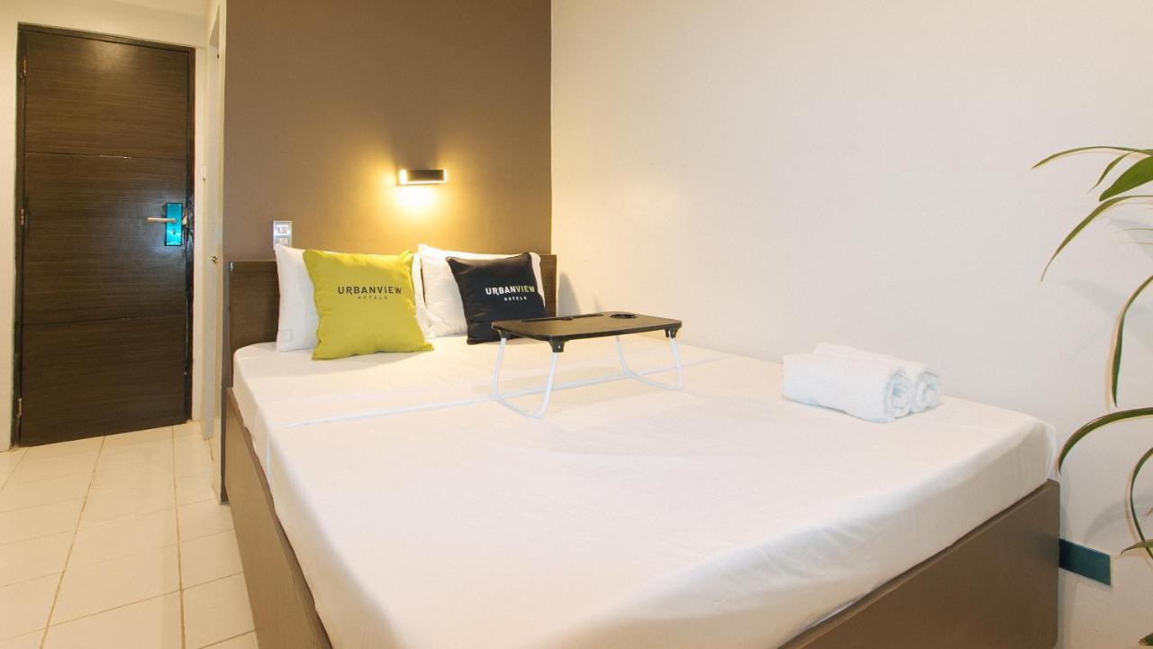 Hotel Urbanview At San Antonio's Place Sampaloc