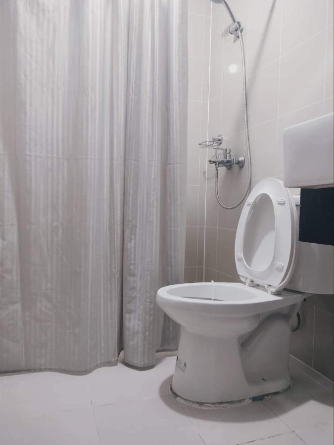 Aparthotel Cubao Manhattan Heights Unit 23d Tower D, 2br *