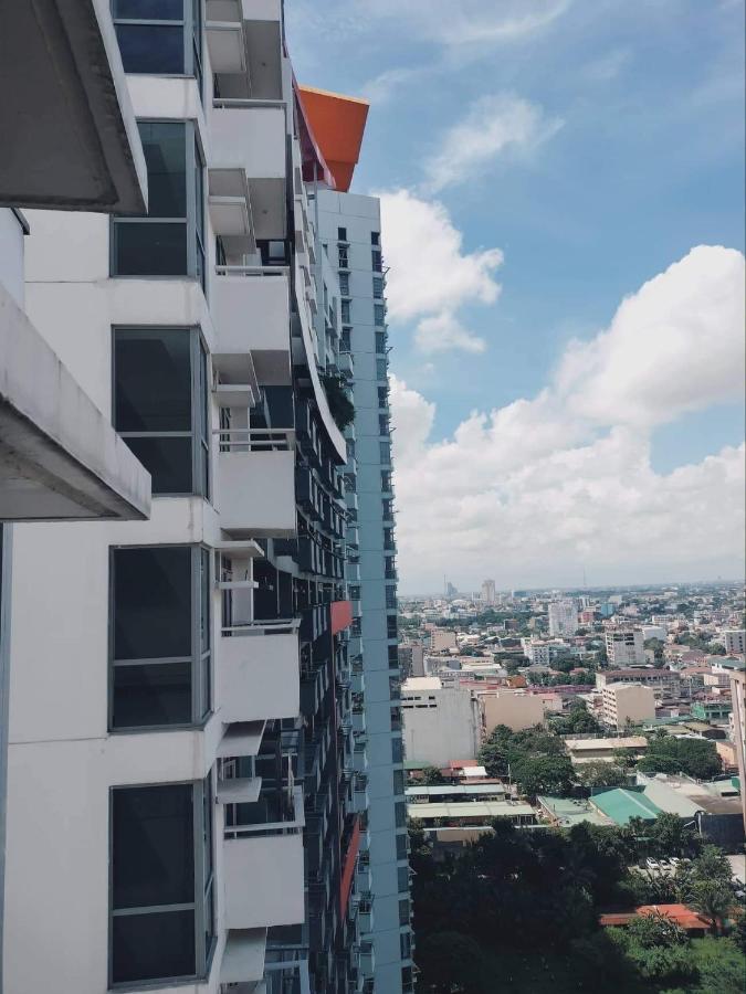 Cubao Manhattan Heights Unit 23d Tower D, 2br Manila