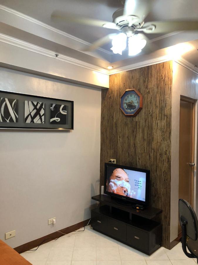 Apartment 2 Separate Units, 1br On 23rd Flr And 3br Penthouse On 41st Flr In Manila, Near Slec,us Embassy, Mall And Parks With Excellent View