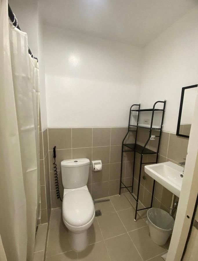 1br Unit In South Pinas With Wifi & Netflix Apartamento *