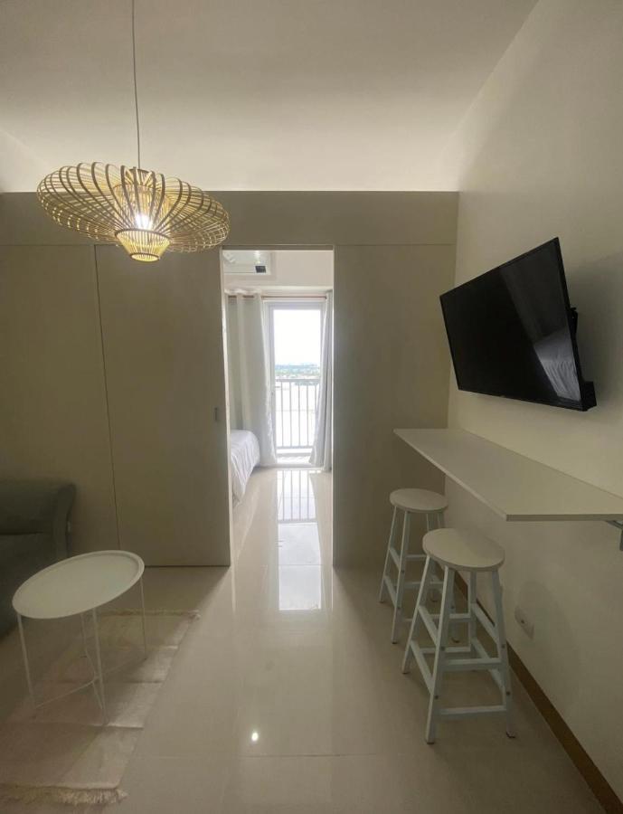1br Unit In South Pinas With Wifi & Netflix * Manila