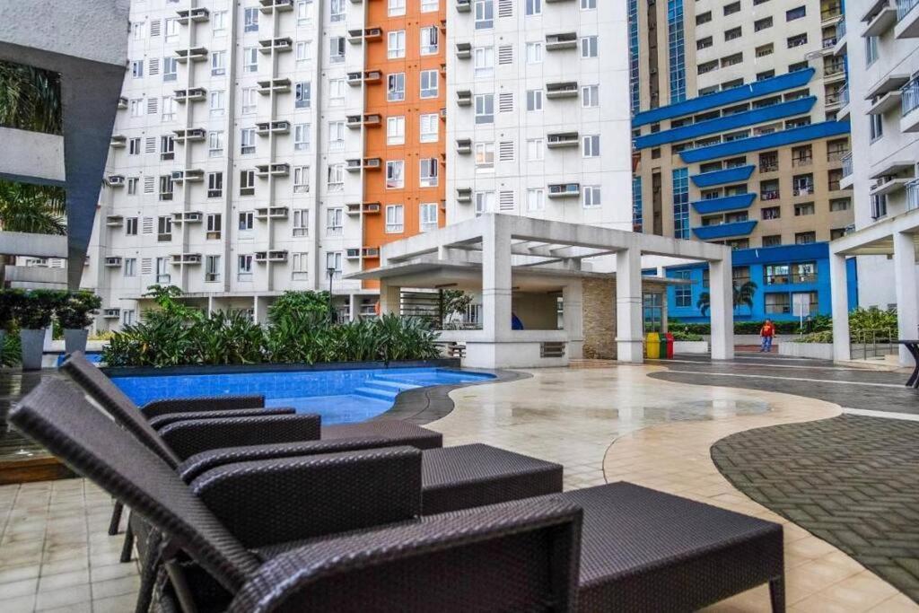 Apartment One Bedroom In Makati Manila
