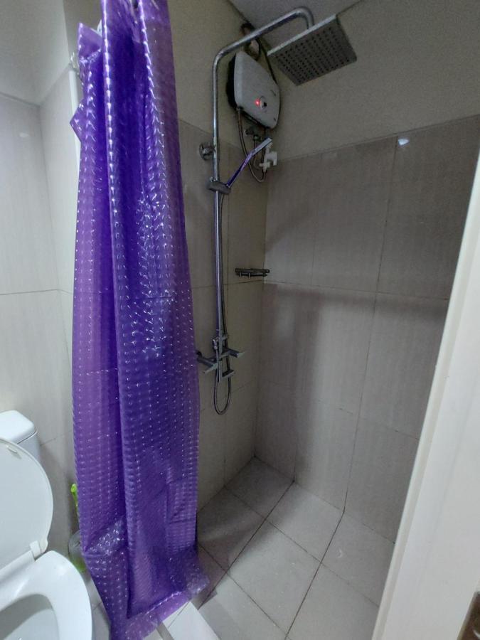 Jona'S Place At Shell Residences Manila *