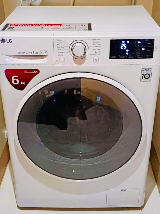 Apartment View, 1br Condo, One Eastwood Avenue Tower 2, Eastwood City, Quezon City, Manila, Philippines -requires Proof Of Id & Vax Card-