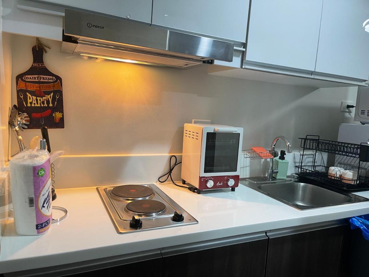 Apartment Netflix All Day In Lovely 1br With Balcony Air Residences *