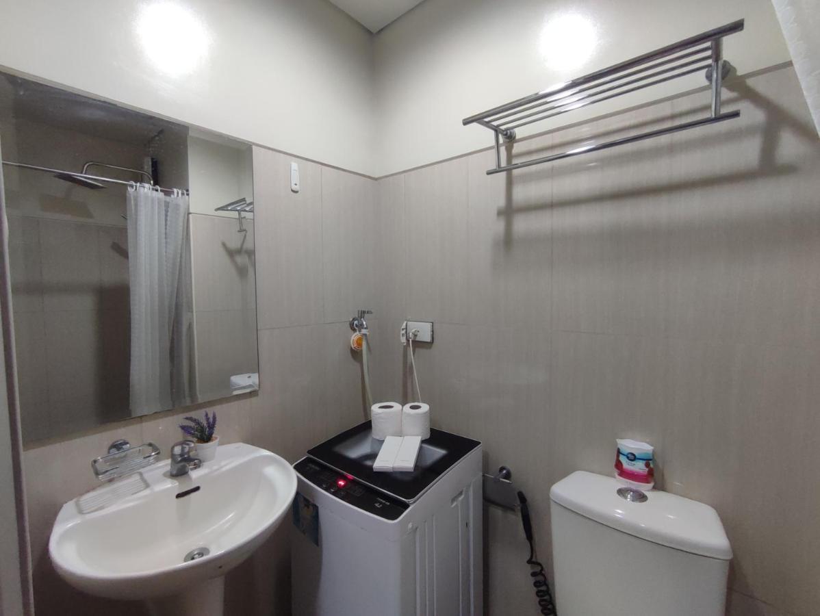Sea And Shell Residences Moa - Ruffa's Condotel *