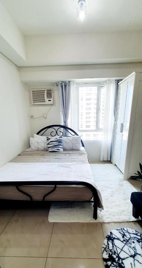 Lukeatskye - The Beacon Makati *