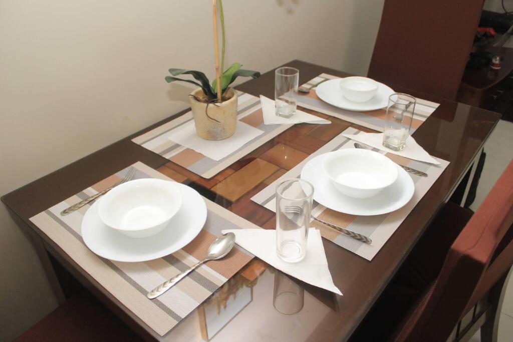 Apartment A2j Luxury 1br Near Venice Mall Bgc Taguig Manila