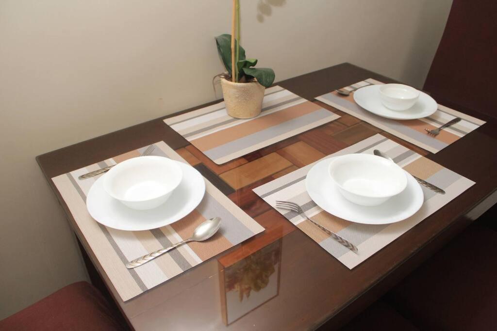 Apartment A2j Luxury 1br Near Venice Mall Bgc Taguig Manila