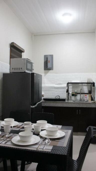 A2j Comfy W/ 120in Cinema + Jacuzzi Near Naia Manila