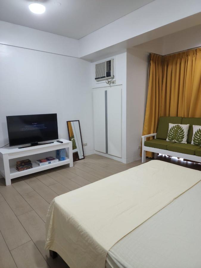 Zoe Amarah Condotel *