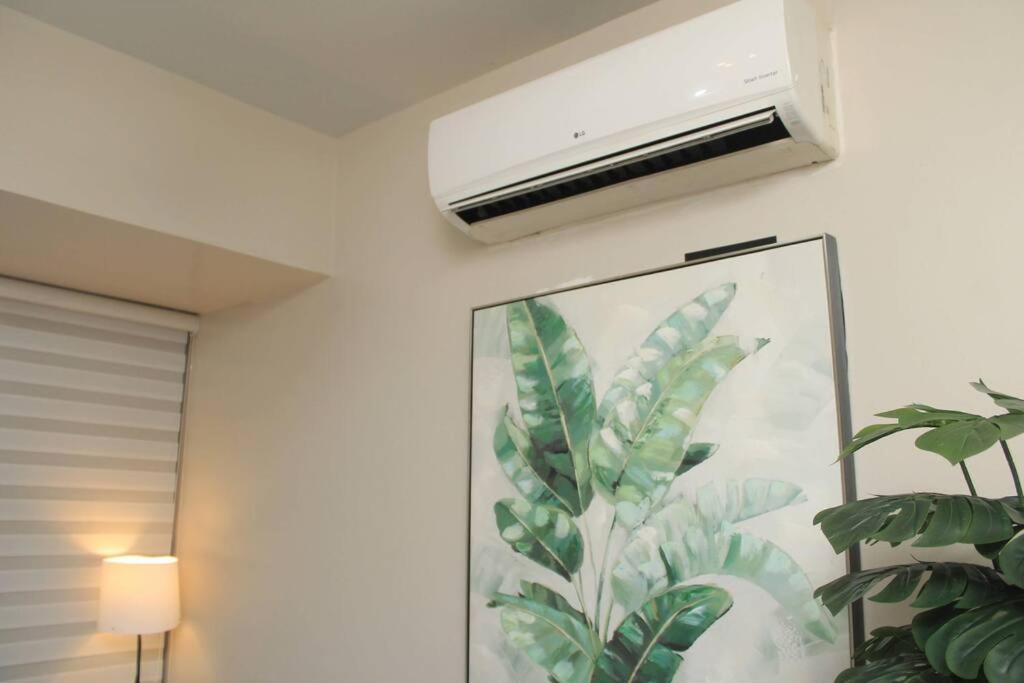 Apartment A2j Luxury 1br Near Venice Mall Bgc Taguig