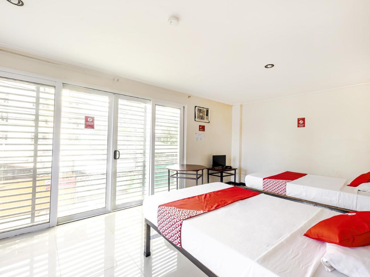 Oyo 850 Clr Mn Hotel 2*