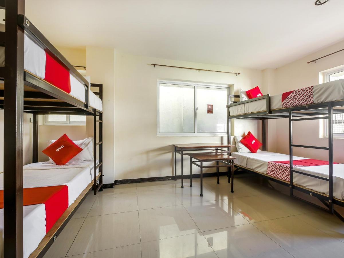 Hotel Oyo 850 Clr Mn
