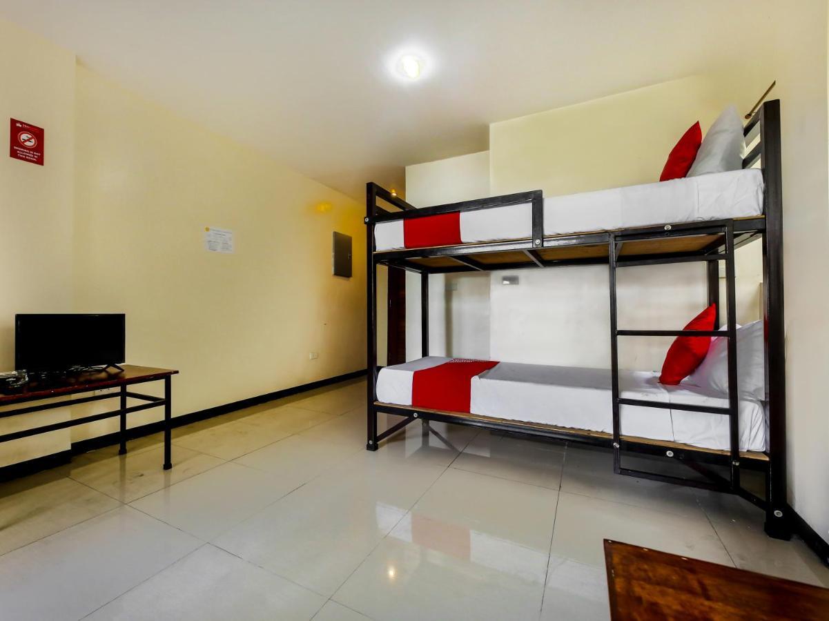 Oyo 850 Clr Mn 2* Manila