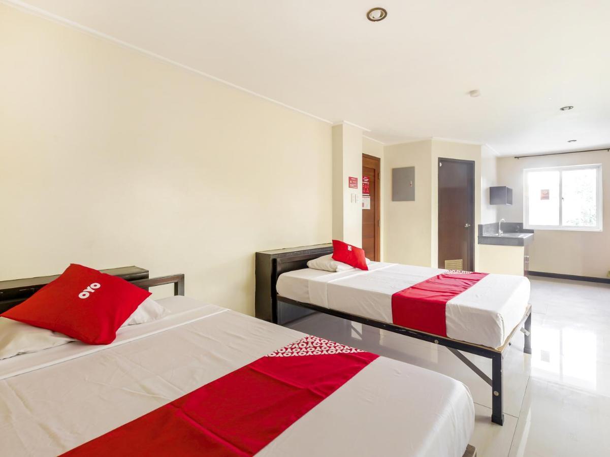 Oyo 850 Clr Mn 2* Manila
