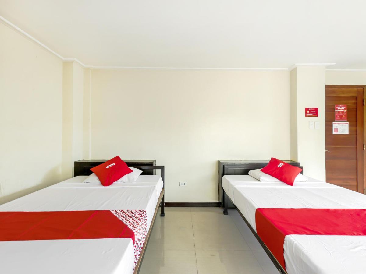 Hotel Oyo 850 Clr Mn 2*