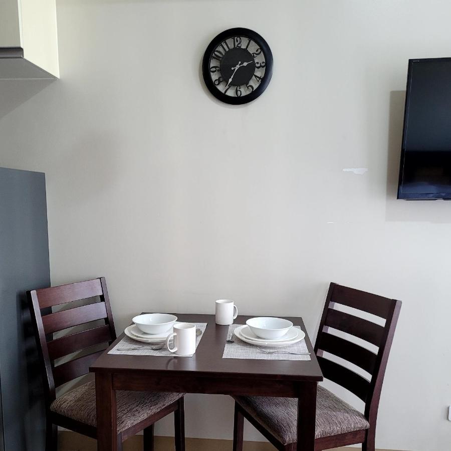 Andy's Place One Eastwood Tower 1 *