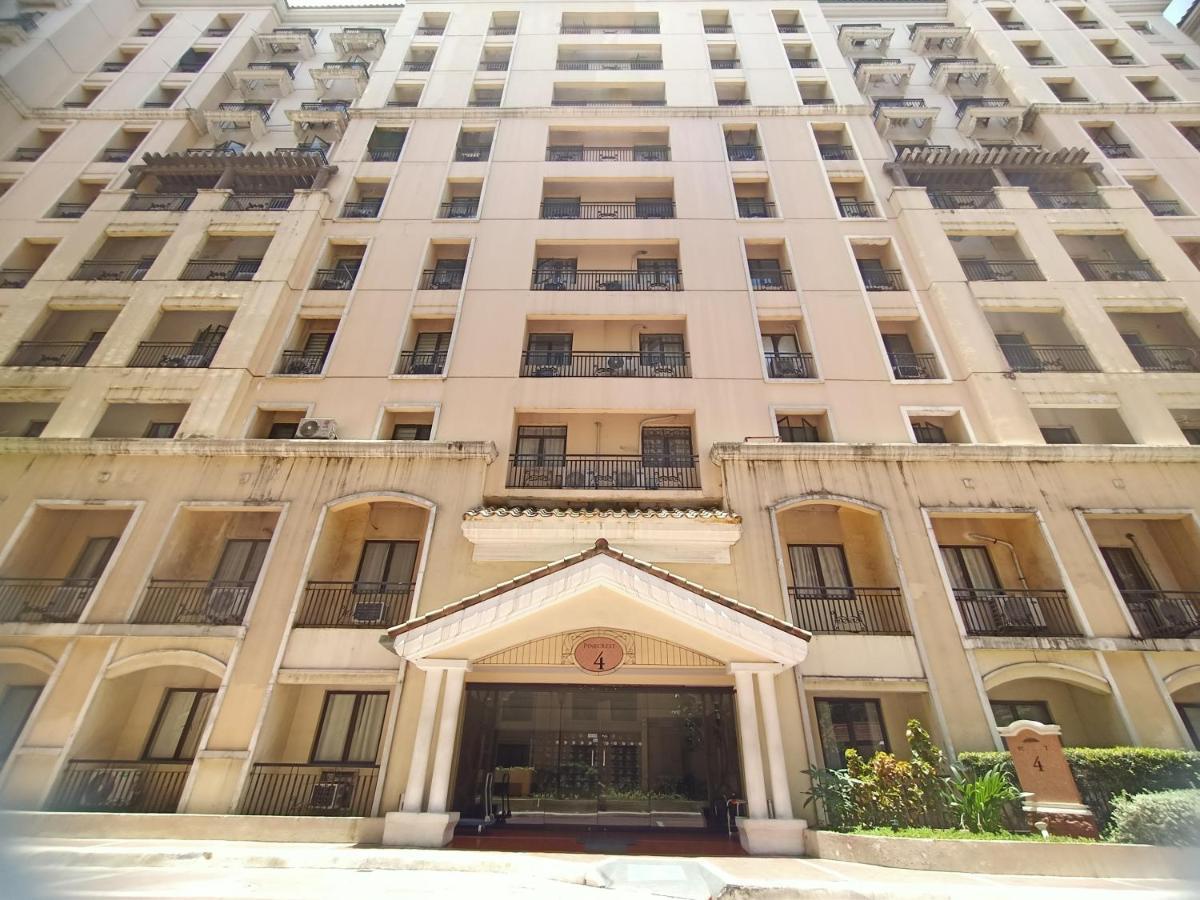 Taj's Condotel Aparthotel Manila