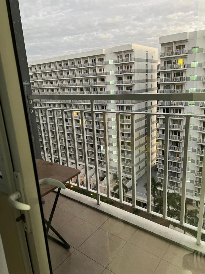 Shell Residences Paul's Place * Manila