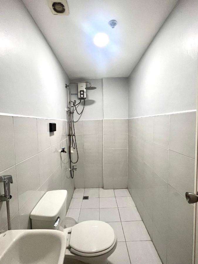 Aparthotel Buildersville Condominium Manila