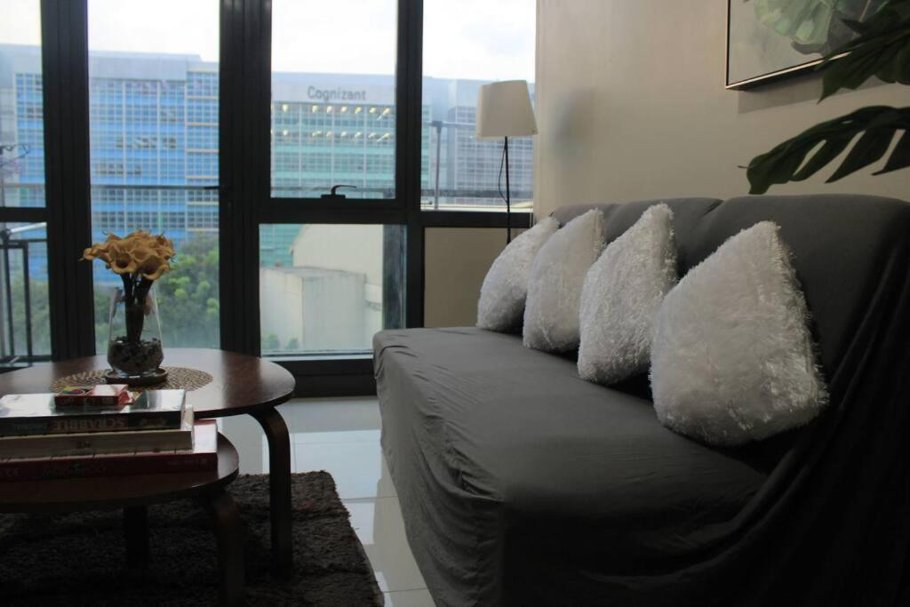 A2j Luxury 1br Near Venice Mall Bgc Taguig * Manila
