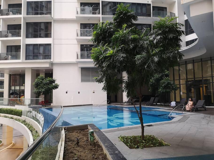 A2j Luxury 1br Near Venice Mall Bgc Taguig * Manila