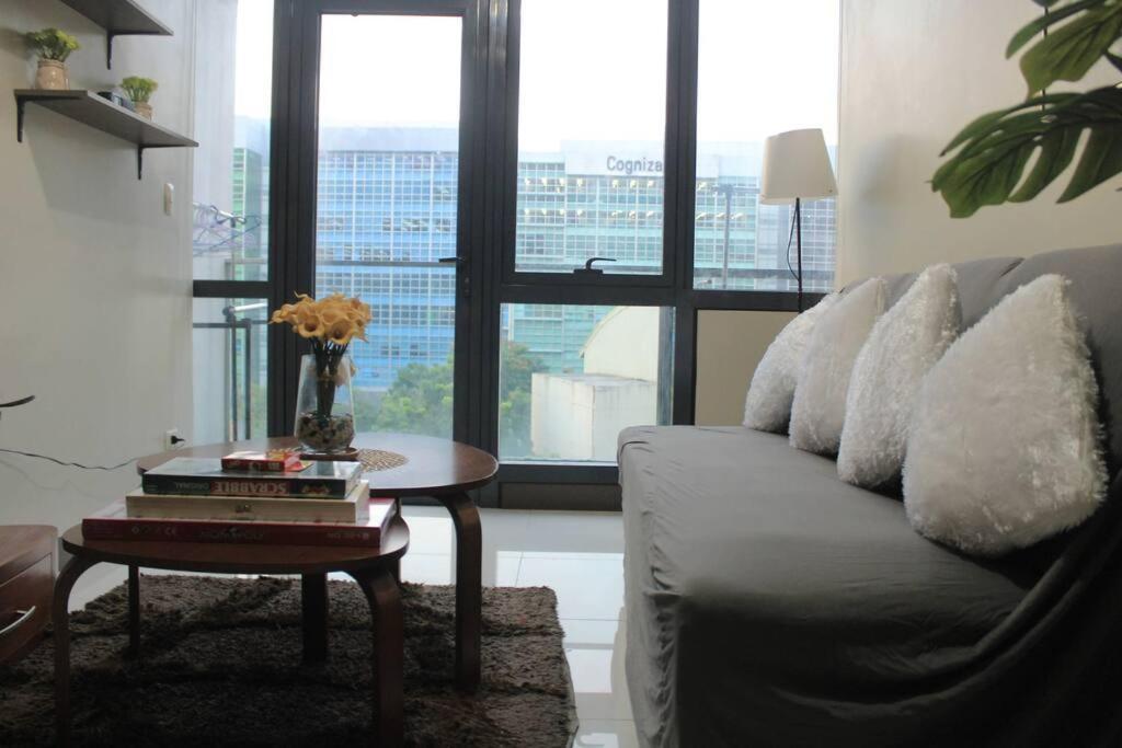A2j Luxury 1br Near Venice Mall Bgc Taguig Manila