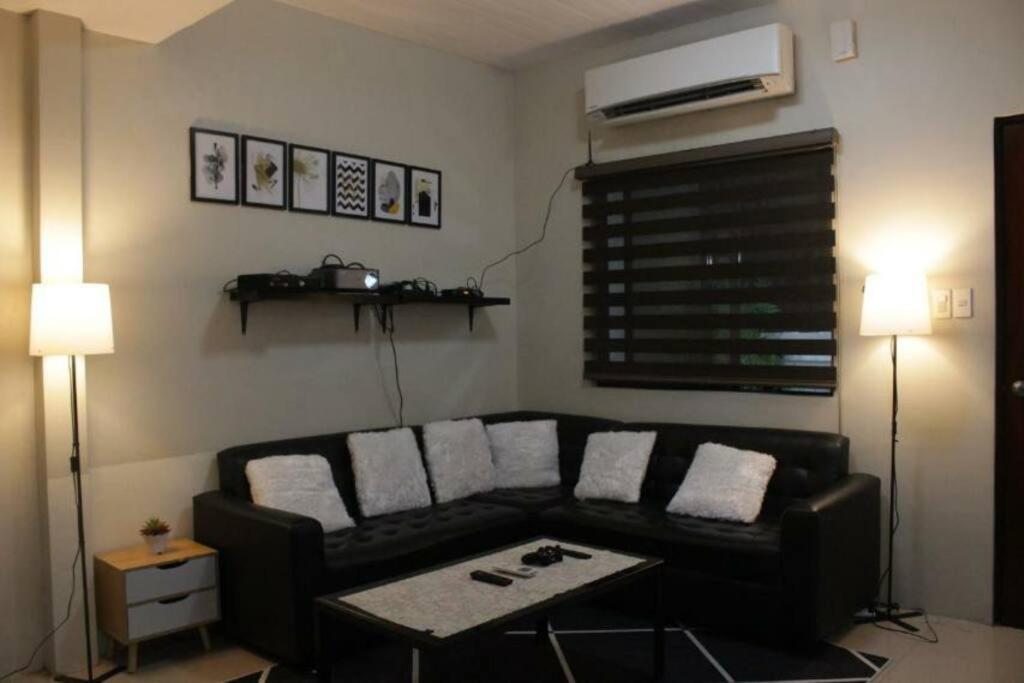 A2j Comfy W/ 120in Cinema + Jacuzzi Near Naia * Manila