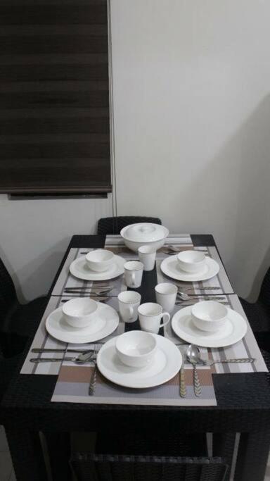 Holiday home A2j Comfy W/ 120in Cinema + Jacuzzi Near Naia