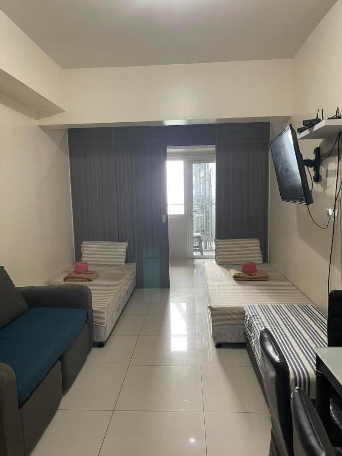 Staycation At Residences Manila