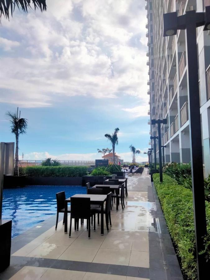 Stayinmycondo - 30th In Pasay With Pool Near Airport Moa,ccp & Picc In Pasay * Manila